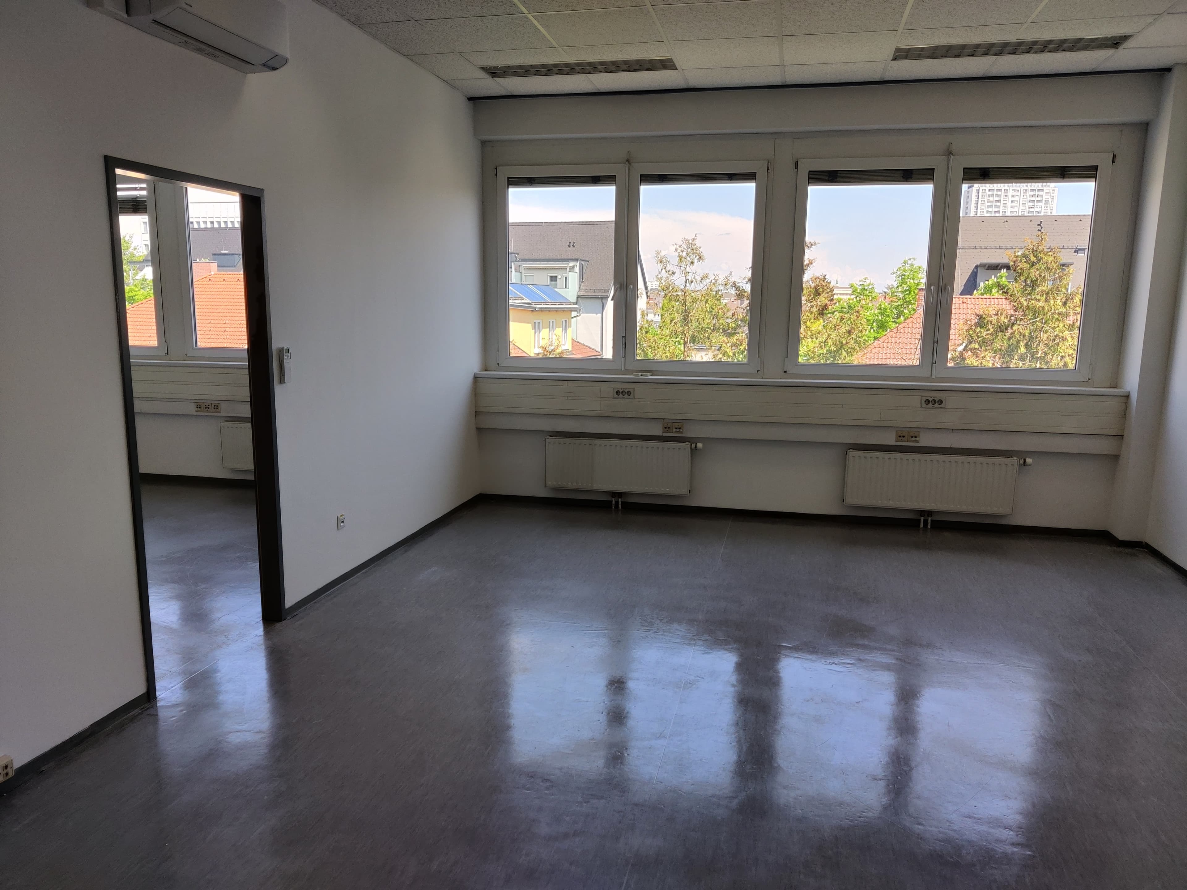 Schönes Mehrraumbüro mit Klimaanlage im BIZ Wels 2.S-16/22