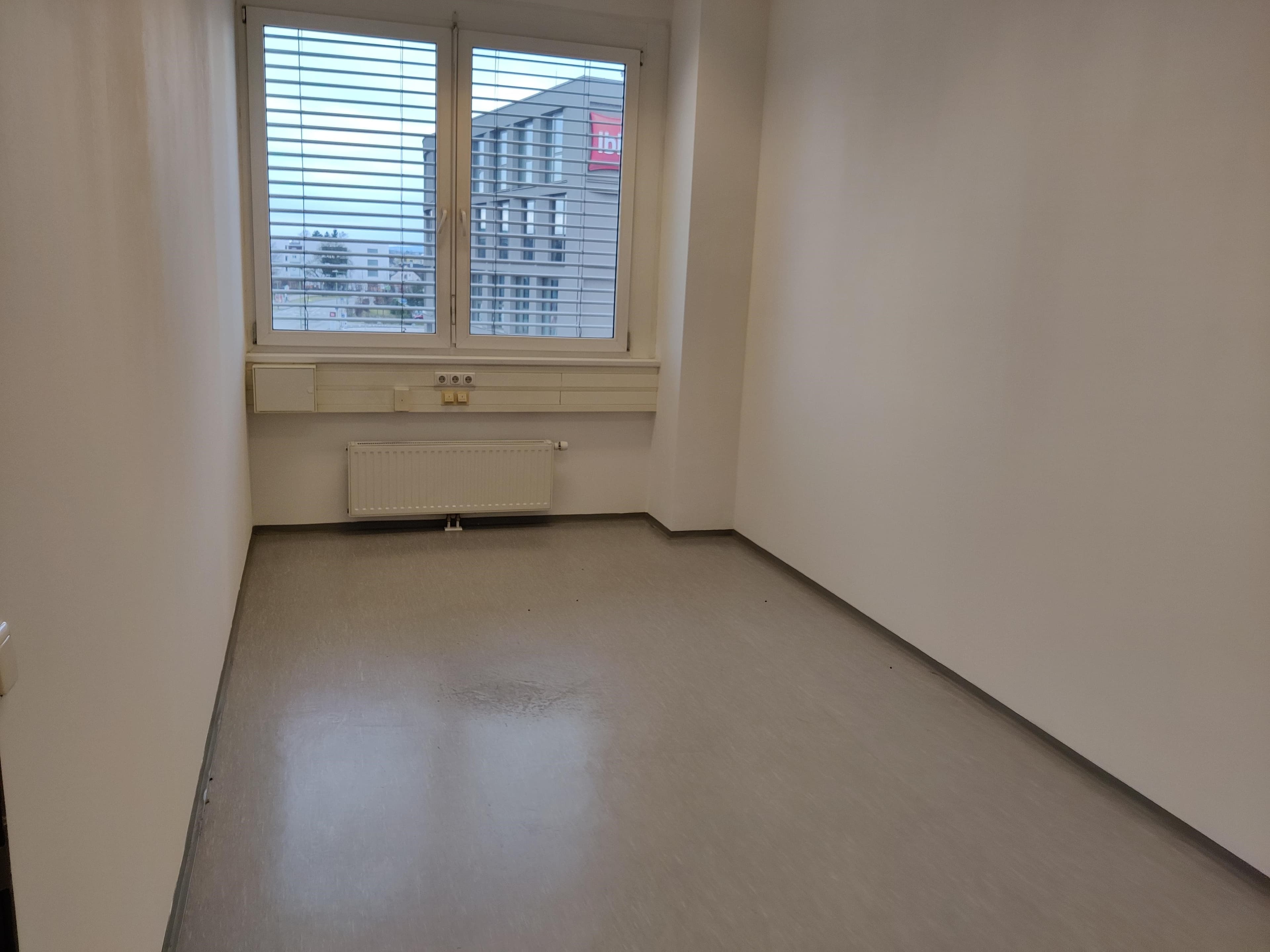 Büro 2